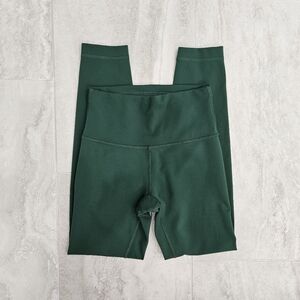 Lululemon Wunder Train 25" Everglade Green Size 4